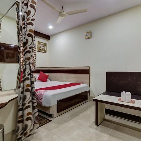 ג'משדפור Oyo Hotel Satguru מראה חיצוני תמונה